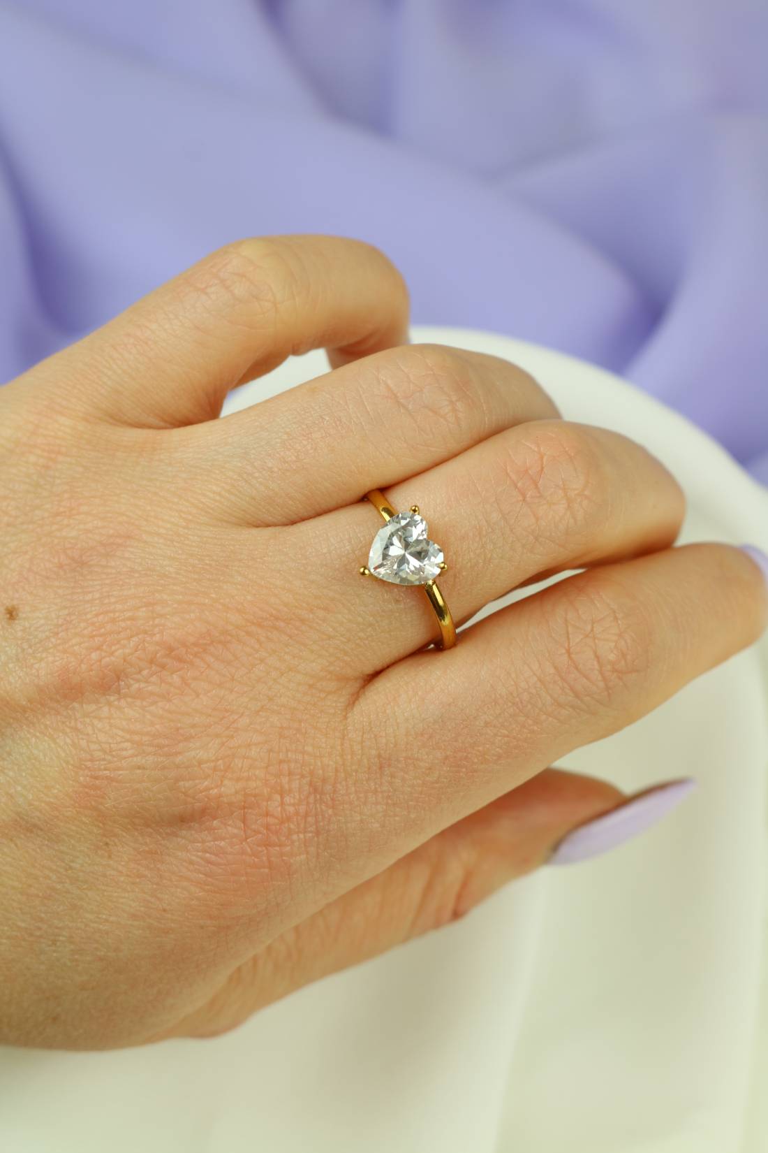Anello solitario cuore